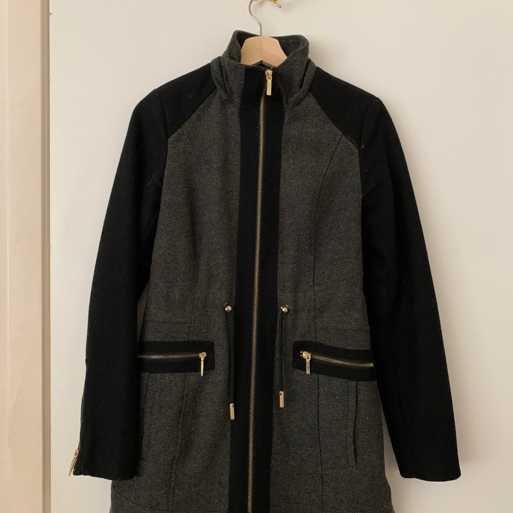 Laundry Coat - image 2